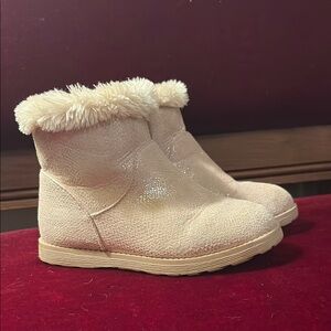 Cozy Cream Fur-Lined Kids Boots